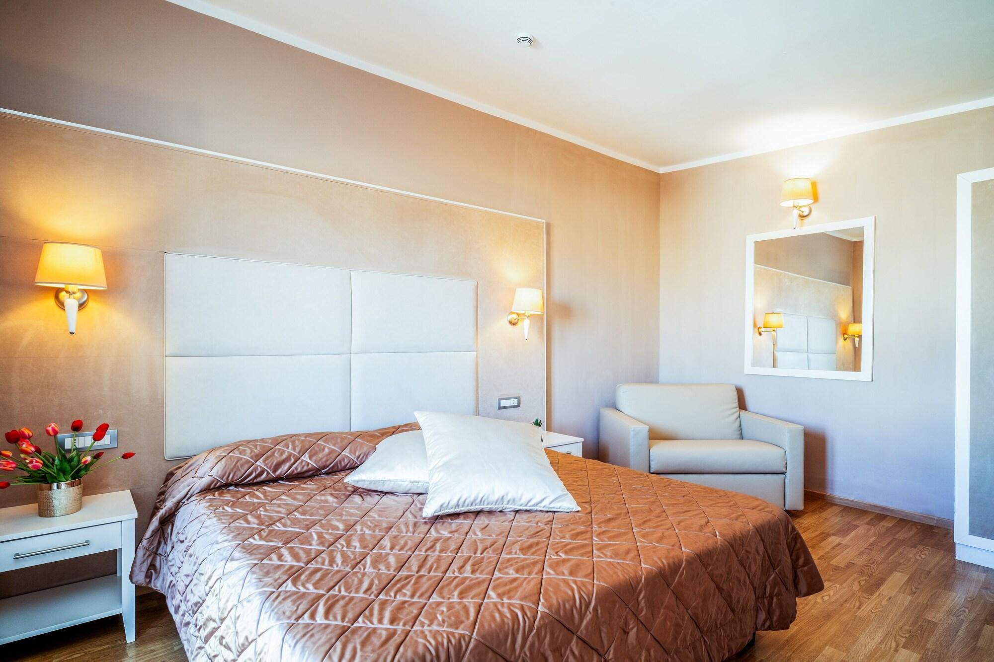 Hotel Centrale Olbia Luaran gambar