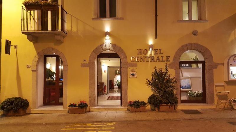 Hotel Centrale Olbia Luaran gambar